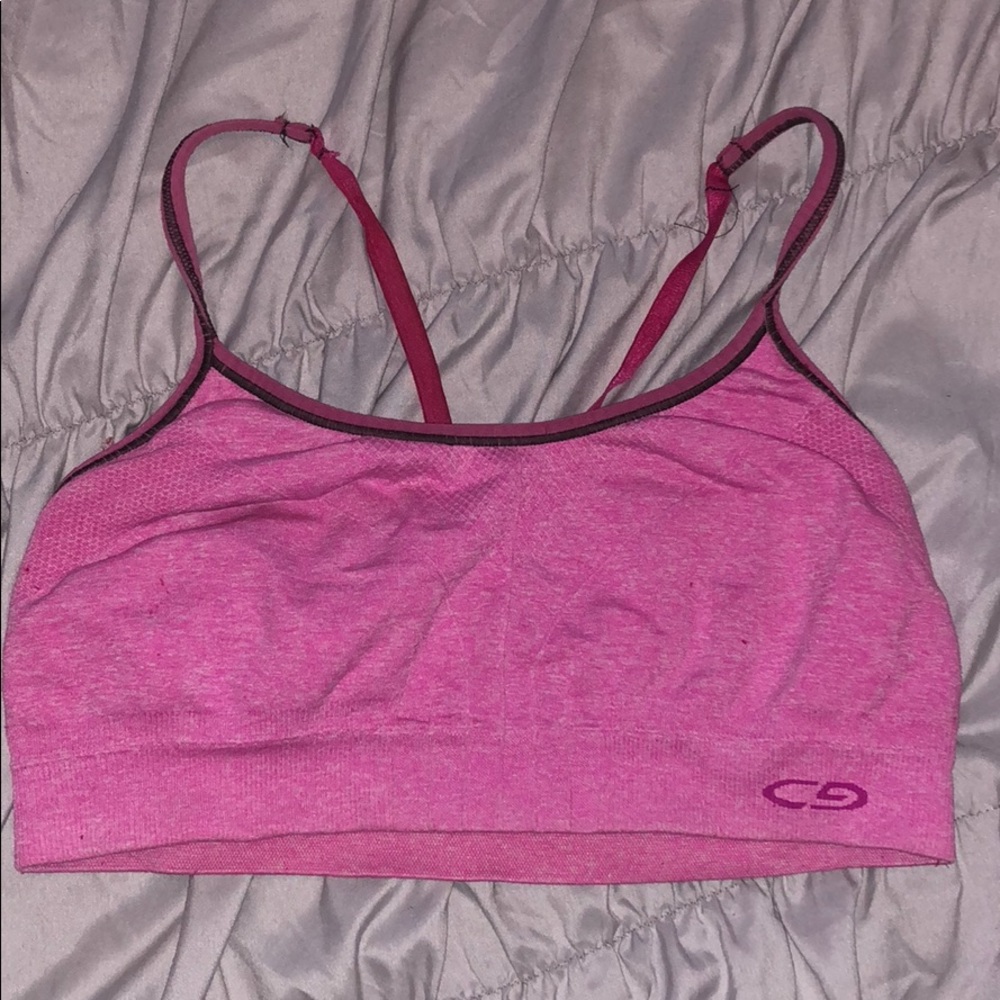 Sports bra